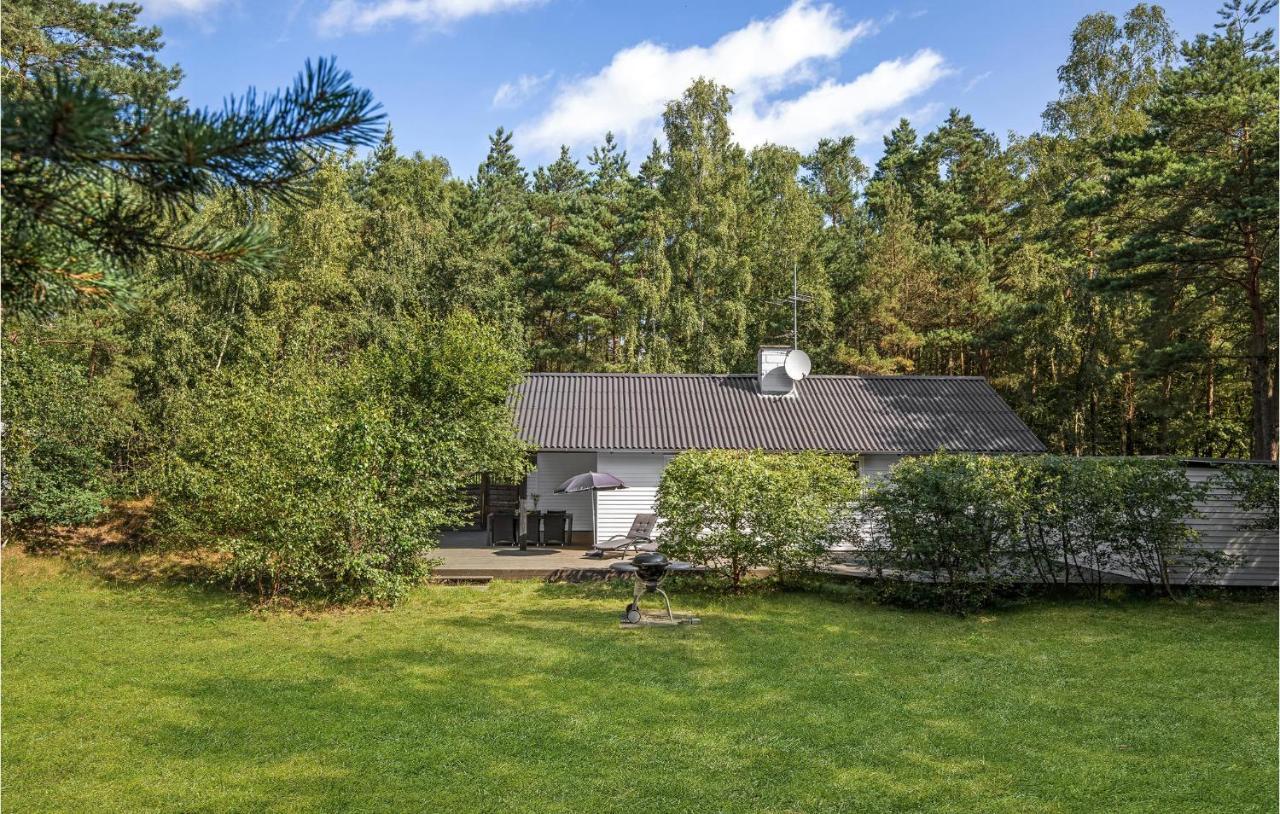 3 Bedroom Cozy Home In Nexø Zewnętrze zdjęcie